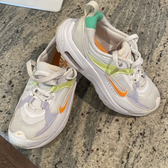 Nike Air Max Bliss Nature Shoes - Picture 3 of 5